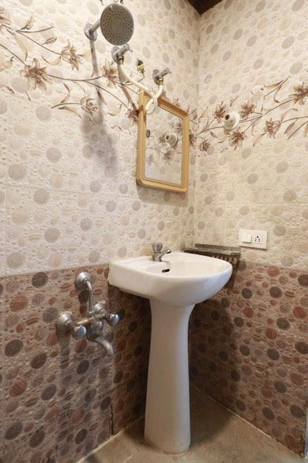 Hotel Abhimani Inn 벵갈루루 외부 사진