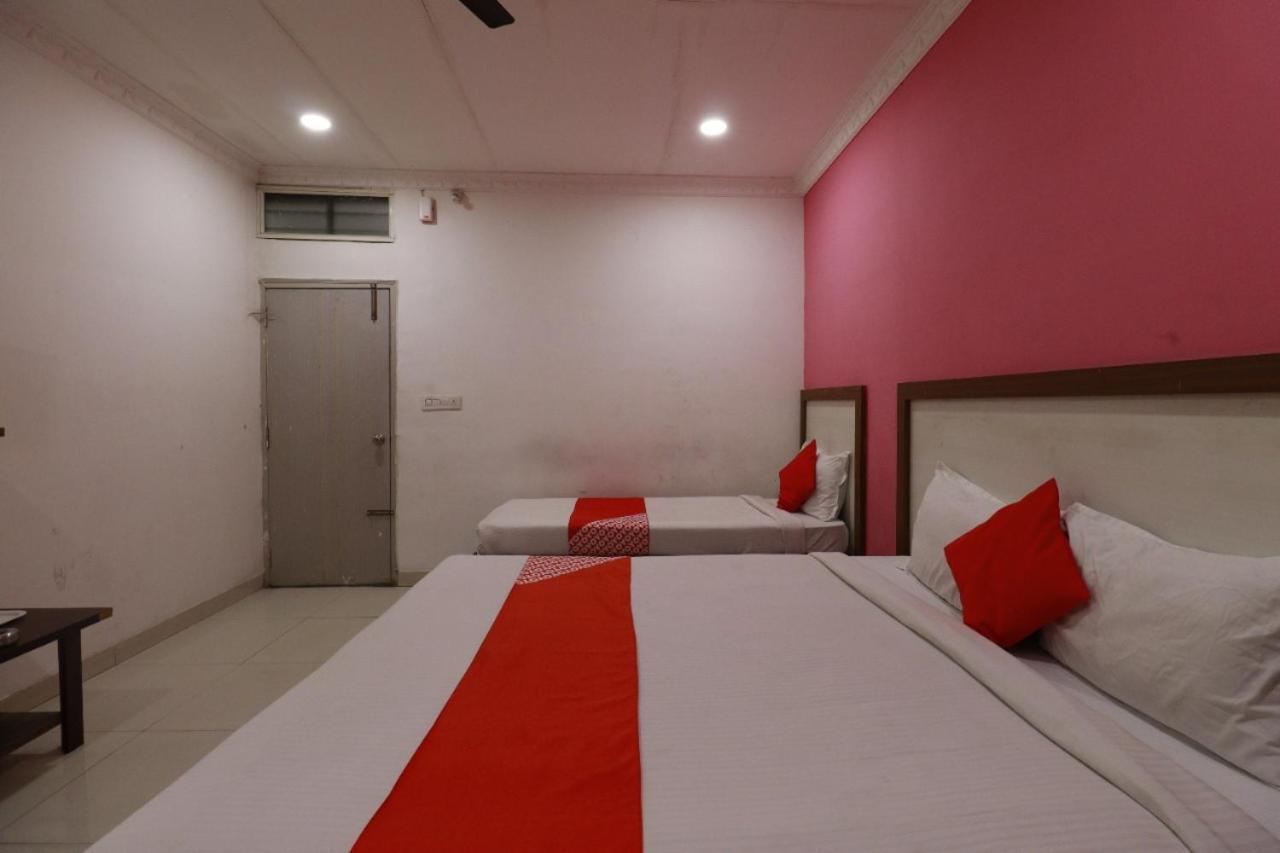 Hotel Abhimani Inn 벵갈루루 외부 사진